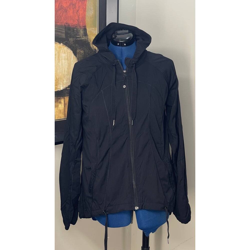 Lululemon Transition Jacket‎ Womens
Black Swing Top Swift Pleated Sz 10 Gorpcore